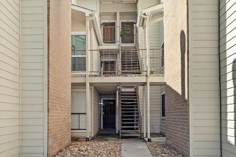 3500 Tangle Brush Drive 104 The Woodlands TX 77381