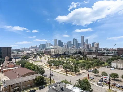 310 S Jensen Drive 2 Houston TX 77003
