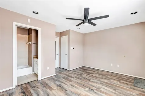 310 S Jensen Drive 2 Houston TX 77003