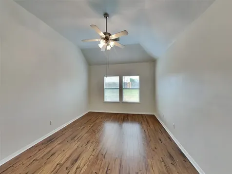 1052 Shadow Glenn Drive Conroe TX 77301