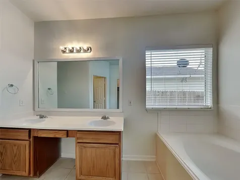1052 Shadow Glenn Drive Conroe TX 77301