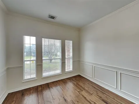 1052 Shadow Glenn Drive Conroe TX 77301