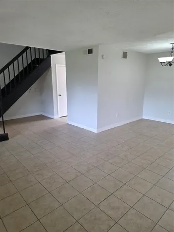 10343 Huntington Place Drive 343 Houston TX 77099