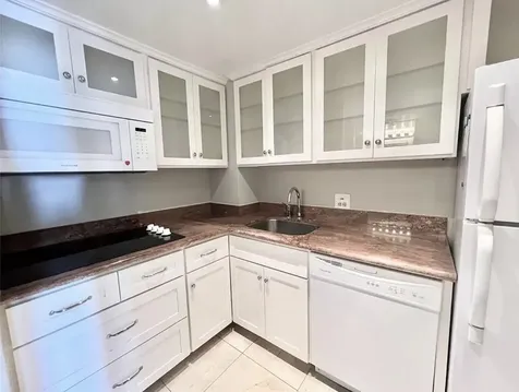 2016 Main Street 1708 Houston TX 77002