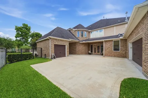 30 Little Rise Drive Missouri City TX 77459