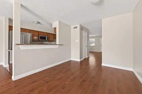 6424 Kentwick Drive 24/3 Houston TX 77084