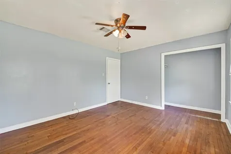 5934 Belmark Street Houston TX 77033