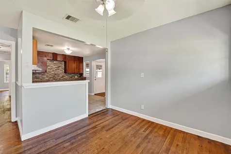 5934 Belmark Street Houston TX 77033