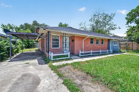 5934 Belmark Street Houston TX 77033