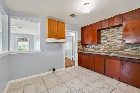 5934 Belmark Street Houston TX 77033