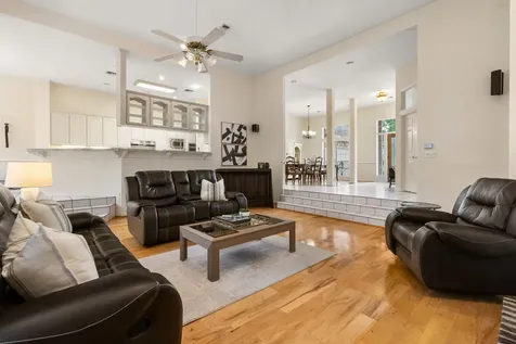 221 N Woodside Lane Montgomery TX 77356