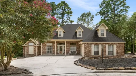 221 N Woodside Lane Montgomery TX 77356