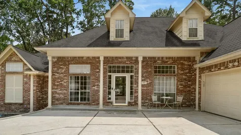 221 N Woodside Lane Montgomery TX 77356