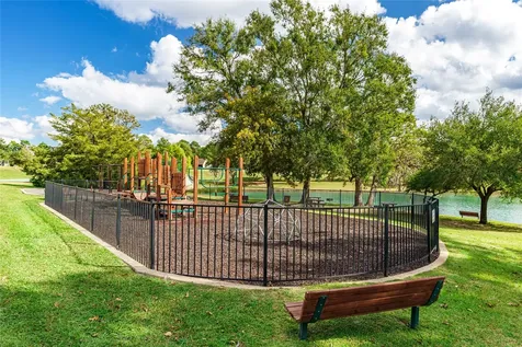 221 N Woodside Lane Montgomery TX 77356