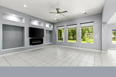 158 Road 6609 Dayton TX 77535