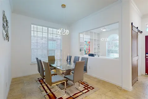 18 Avenswood Place The Woodlands TX 77382