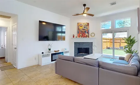 18 Avenswood Place The Woodlands TX 77382