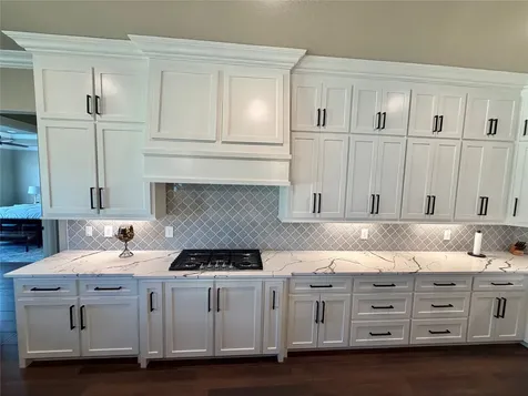838 Oak Ridge Drive Angleton TX 77515