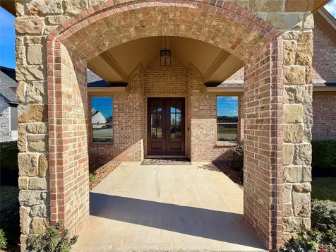 838 Oak Ridge Drive Angleton TX 77515
