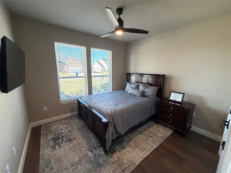 838 Oak Ridge Drive Angleton TX 77515