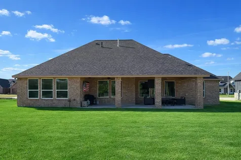 838 Oak Ridge Drive Angleton TX 77515