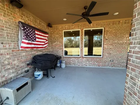 838 Oak Ridge Drive Angleton TX 77515