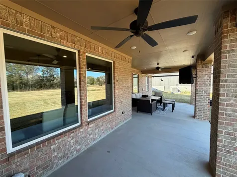 838 Oak Ridge Drive Angleton TX 77515