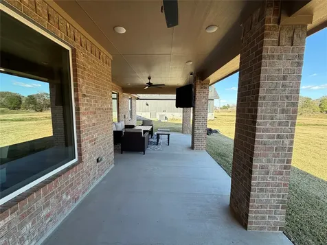 838 Oak Ridge Drive Angleton TX 77515