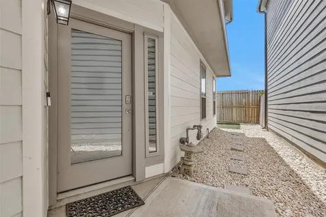 454 S Centro Circle Shenandoah TX 77385