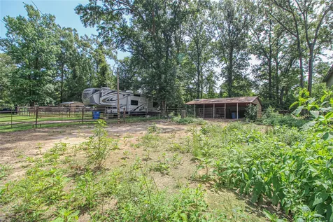 164 Tom Livingston TX 77351