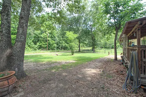 164 Tom Livingston TX 77351