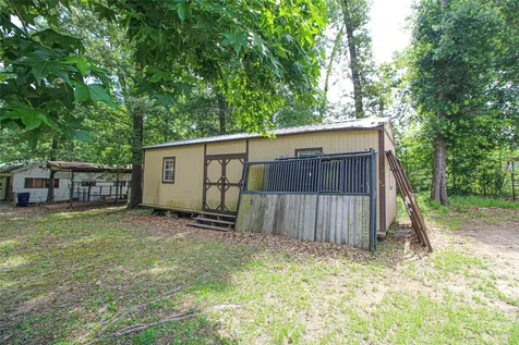 164 Tom Livingston TX 77351