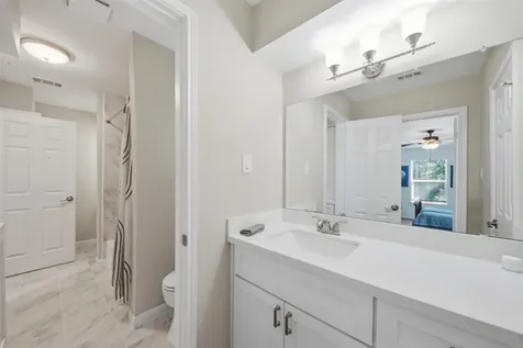5322 Dana Leigh Drive Houston TX 77066