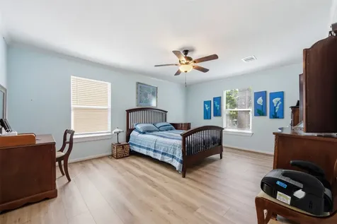 5322 Dana Leigh Drive Houston TX 77066