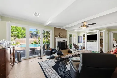 5322 Dana Leigh Drive Houston TX 77066