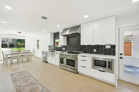 3729 Rio Vista Street Houston TX 77021