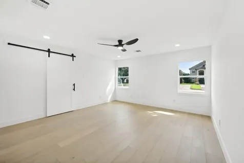 3729 Rio Vista Street Houston TX 77021