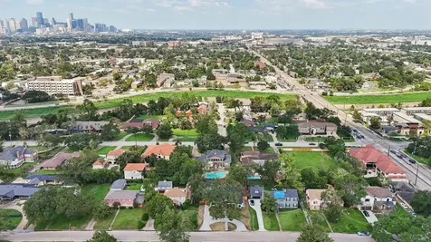 3729 Rio Vista Street Houston TX 77021