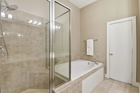 8715 Meadowcroft Drive 502 Houston TX 77063