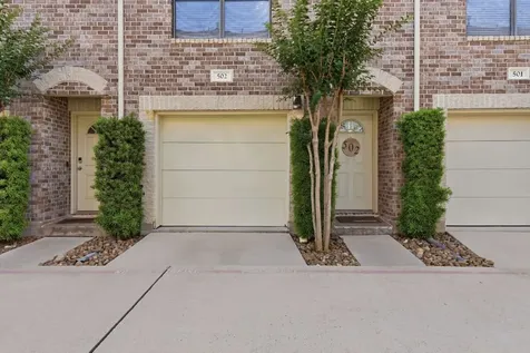 8715 Meadowcroft Drive 502 Houston TX 77063