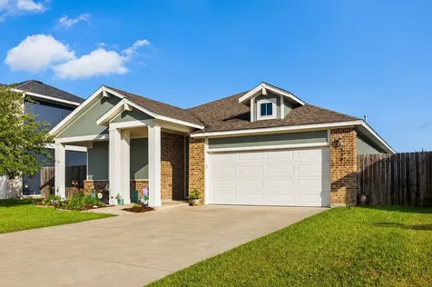339 Brushy Creek Victoria TX 77904