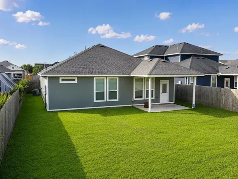 339 Brushy Creek Victoria TX 77904