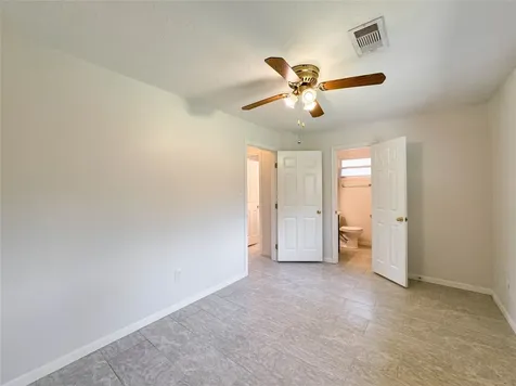506 Avondale Lane Friendswood TX 77546