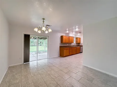 506 Avondale Lane Friendswood TX 77546