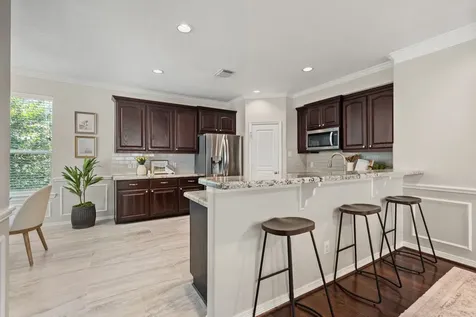 2618 Enclave At Shady Acres Court Houston TX 77008