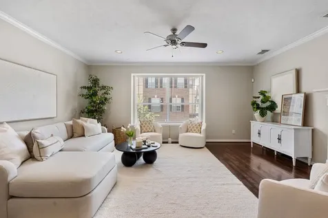 2618 Enclave At Shady Acres Court Houston TX 77008