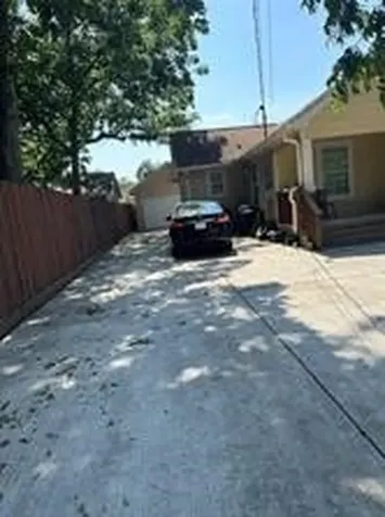 6505 Frisco Street Houston TX 77022