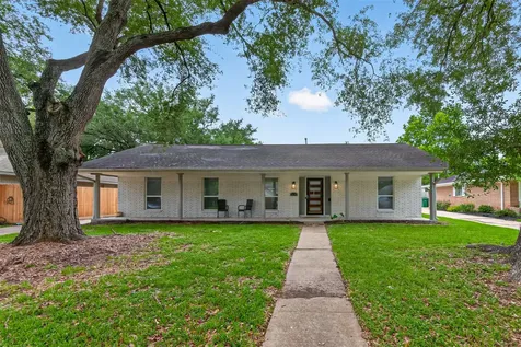 11107 Cedarhurst Drive Houston TX 77096