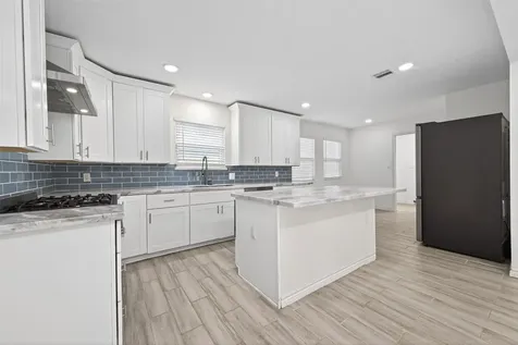 11107 Cedarhurst Drive Houston TX 77096