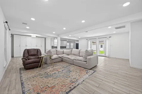 11107 Cedarhurst Drive Houston TX 77096
